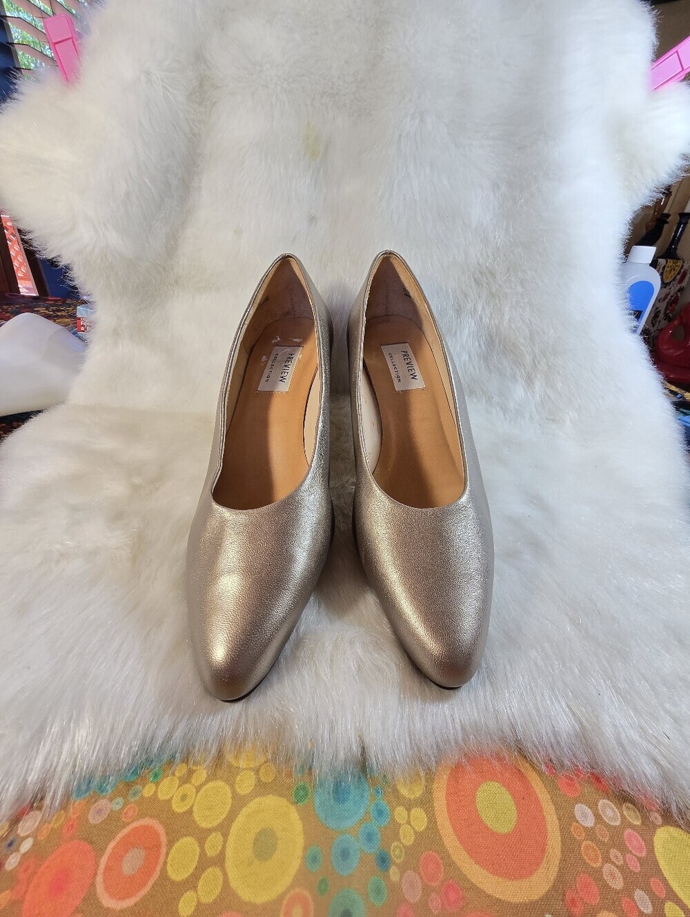 Preview Collection Metallic Bronze Low Kitten-Heel Leather Pumps - Picture 4 of 11